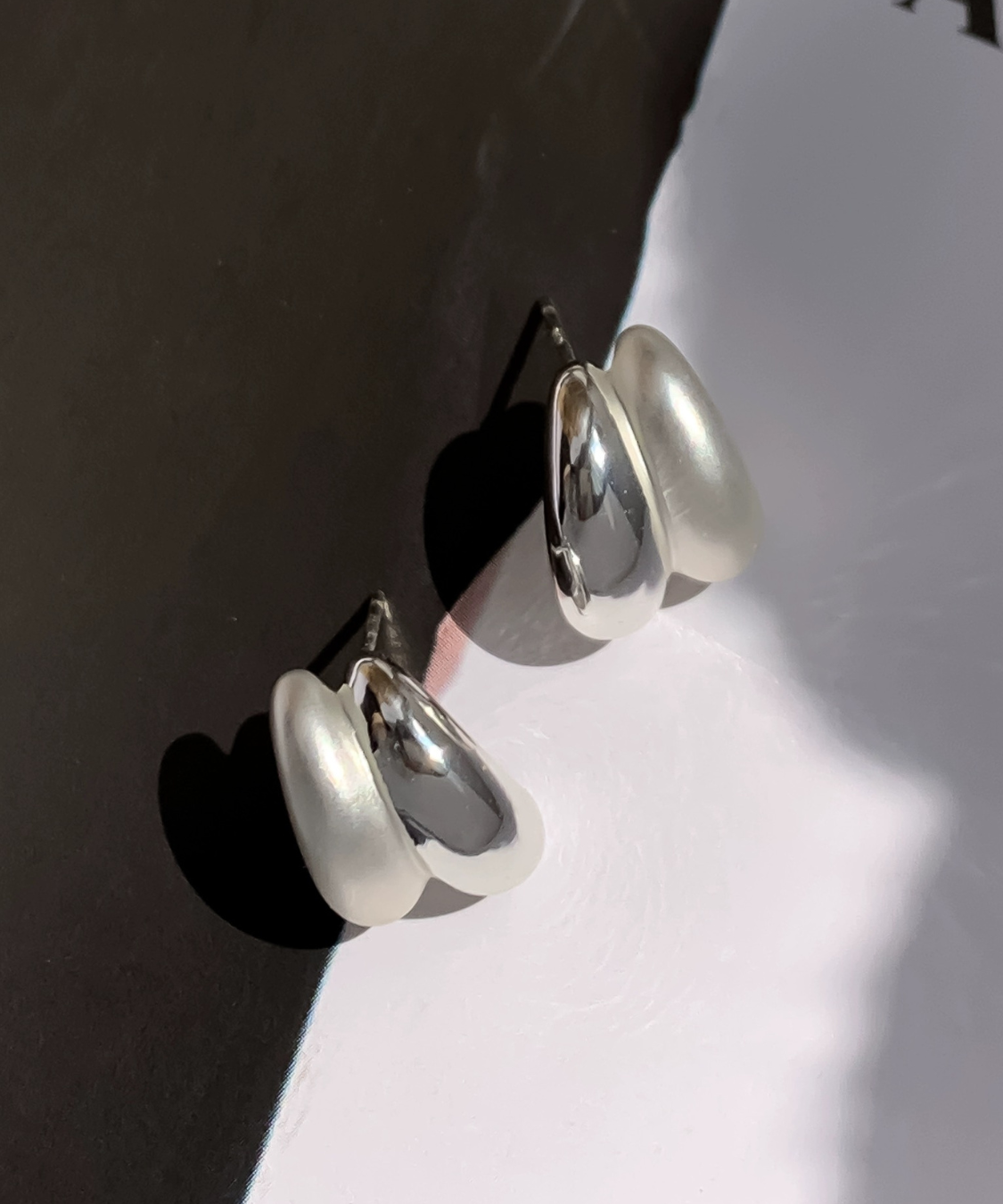 メタルマットマットシャイニードロップピアス