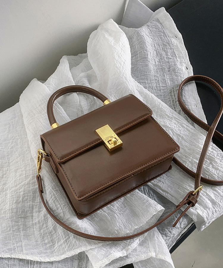 2wayゴールド金具スクエアバッグ