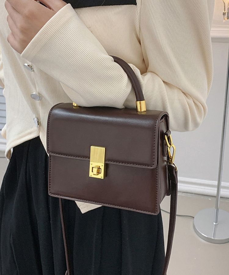 2wayゴールド金具スクエアバッグ