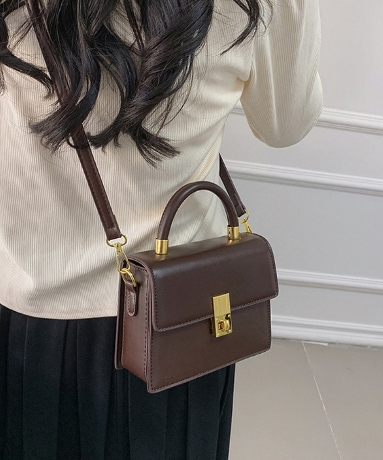 2wayゴールド金具スクエアバッグ