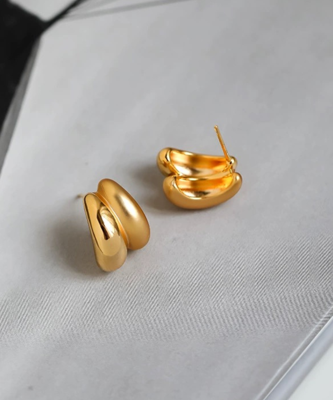 メタルマットマットシャイニードロップピアス